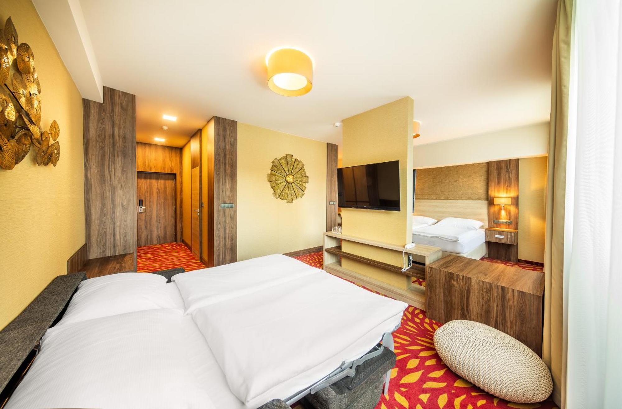 Harmony Hotel スピンドレルフ・ムリン エクステリア 写真