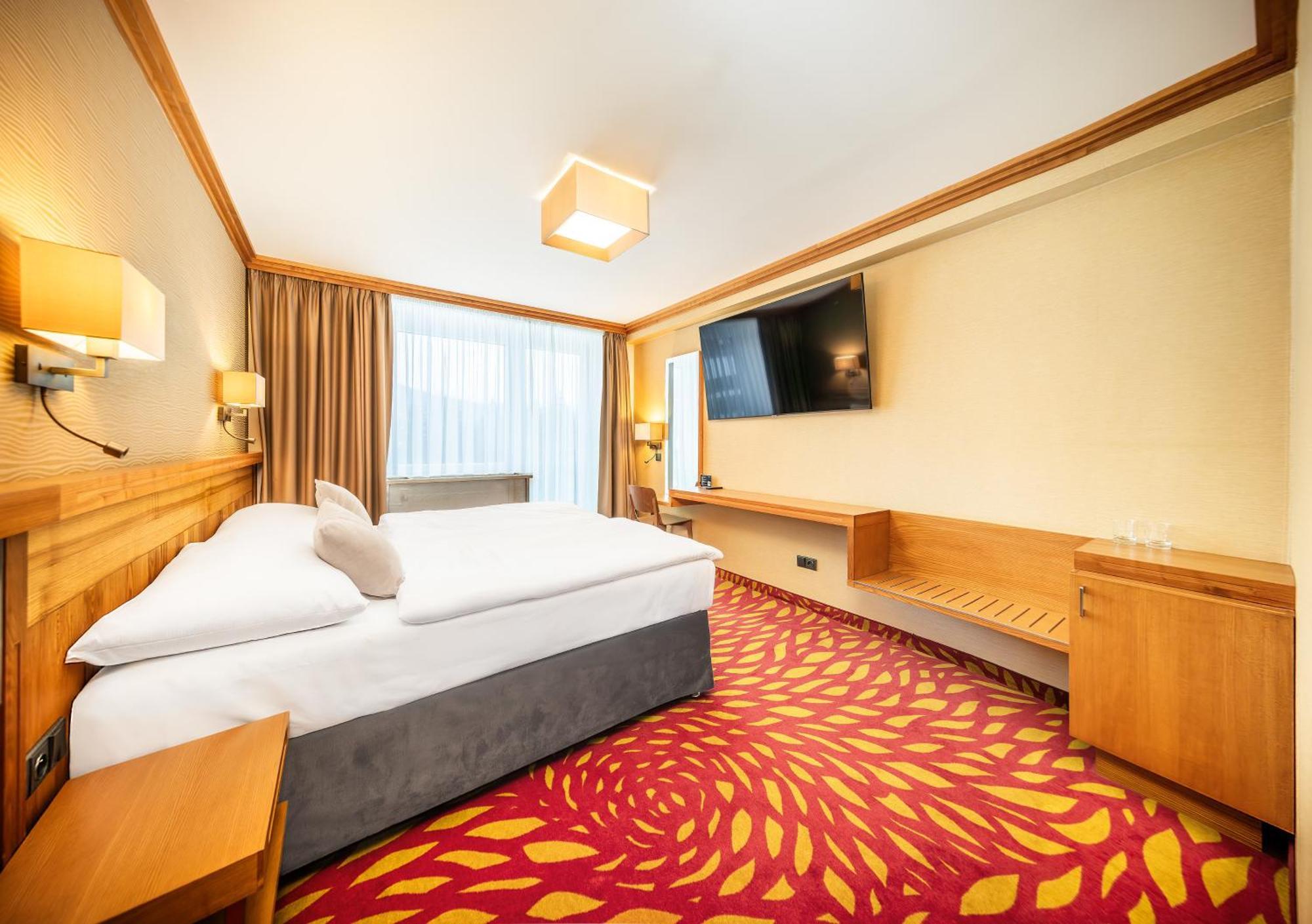 Harmony Hotel スピンドレルフ・ムリン エクステリア 写真